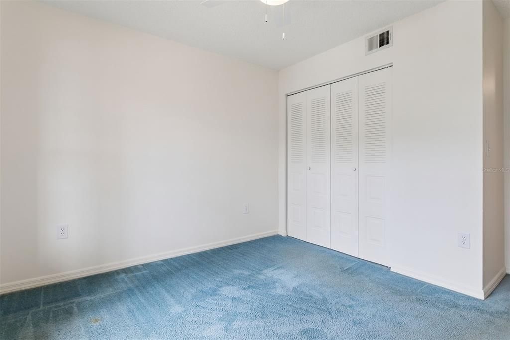 For Sale: $139,990 (2 beds, 2 baths, 1004 Square Feet)