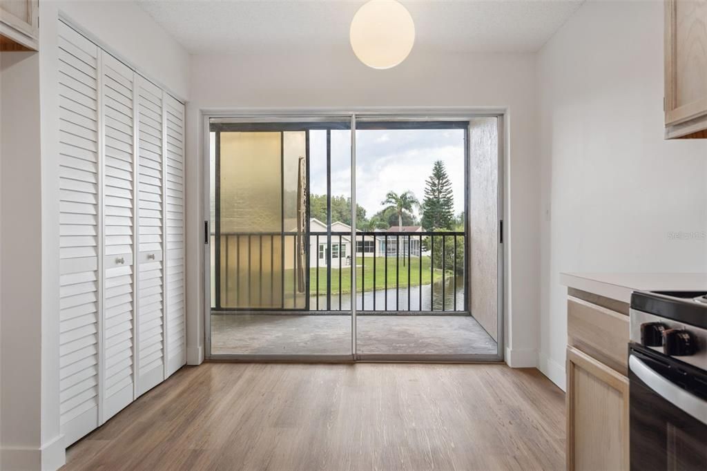 For Sale: $139,990 (2 beds, 2 baths, 1004 Square Feet)