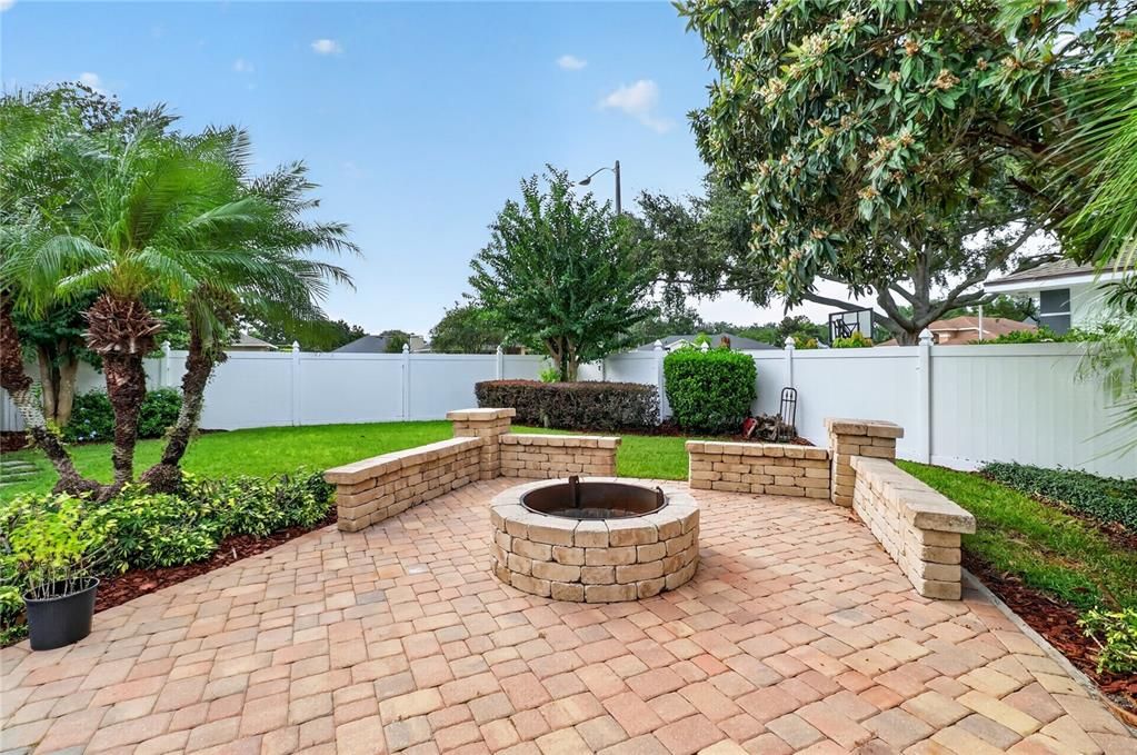 En Venta: $769,000 (4 camas, 3 baños, 2977 Pies cuadrados)