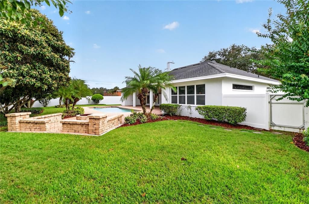 En Venta: $769,000 (4 camas, 3 baños, 2977 Pies cuadrados)