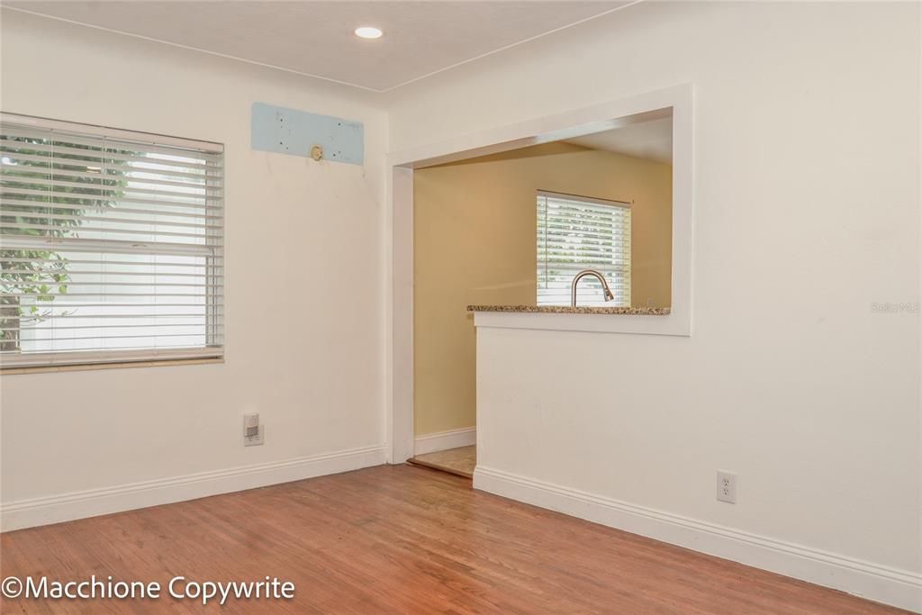 For Sale: $414,900 (3 beds, 2 baths, 1662 Square Feet)