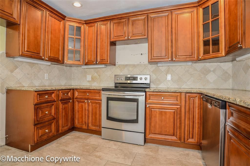 For Sale: $414,900 (3 beds, 2 baths, 1662 Square Feet)