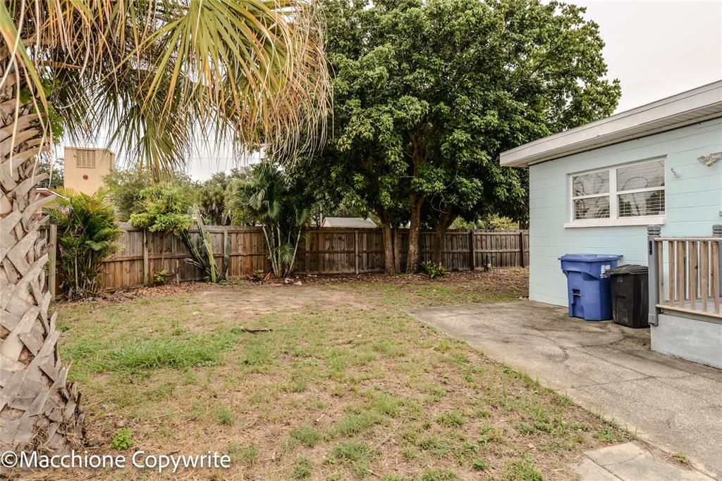 For Sale: $414,900 (3 beds, 2 baths, 1662 Square Feet)
