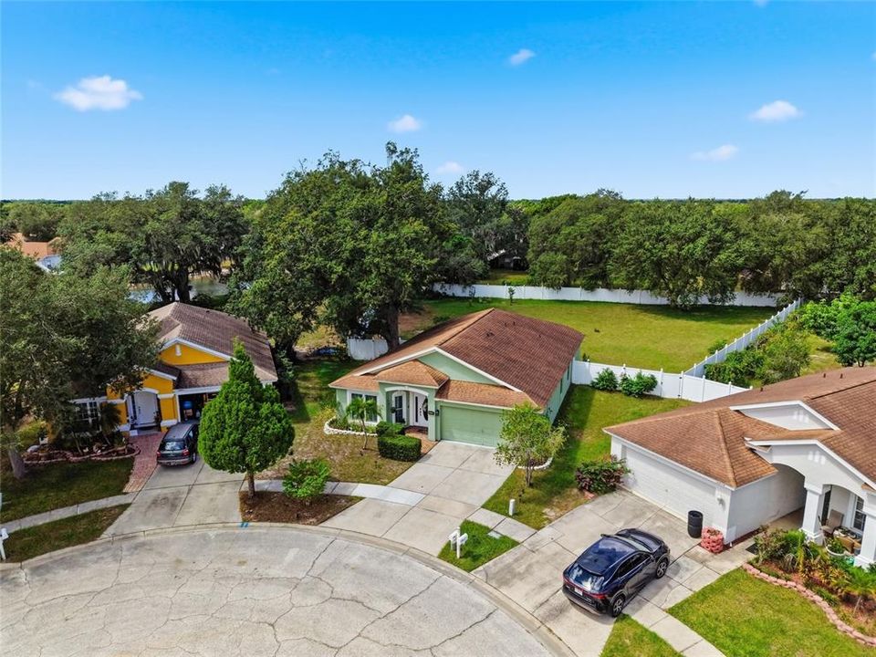 For Sale: $390,000 (3 beds, 2 baths, 1832 Square Feet)