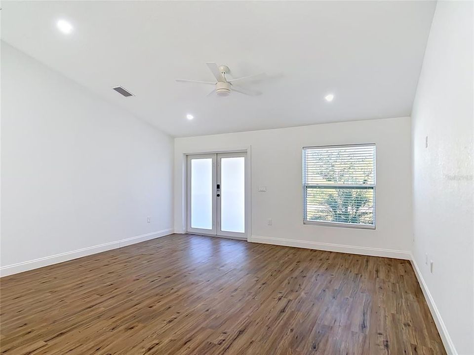 En Venta: $316,000 (3 camas, 2 baños, 1502 Pies cuadrados)