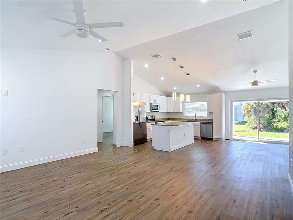 En Venta: $316,000 (3 camas, 2 baños, 1502 Pies cuadrados)