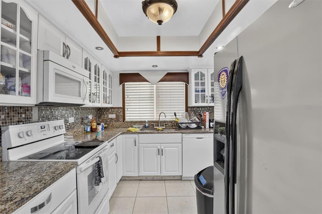 En Venta: $389,900 (4 camas, 3 baños, 1812 Pies cuadrados)