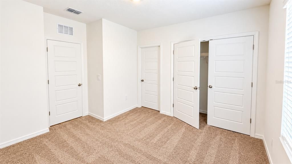 For Rent: $1,900 (3 beds, 2 baths, 1689 Square Feet)