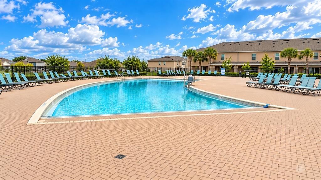 For Rent: $1,900 (3 beds, 2 baths, 1689 Square Feet)