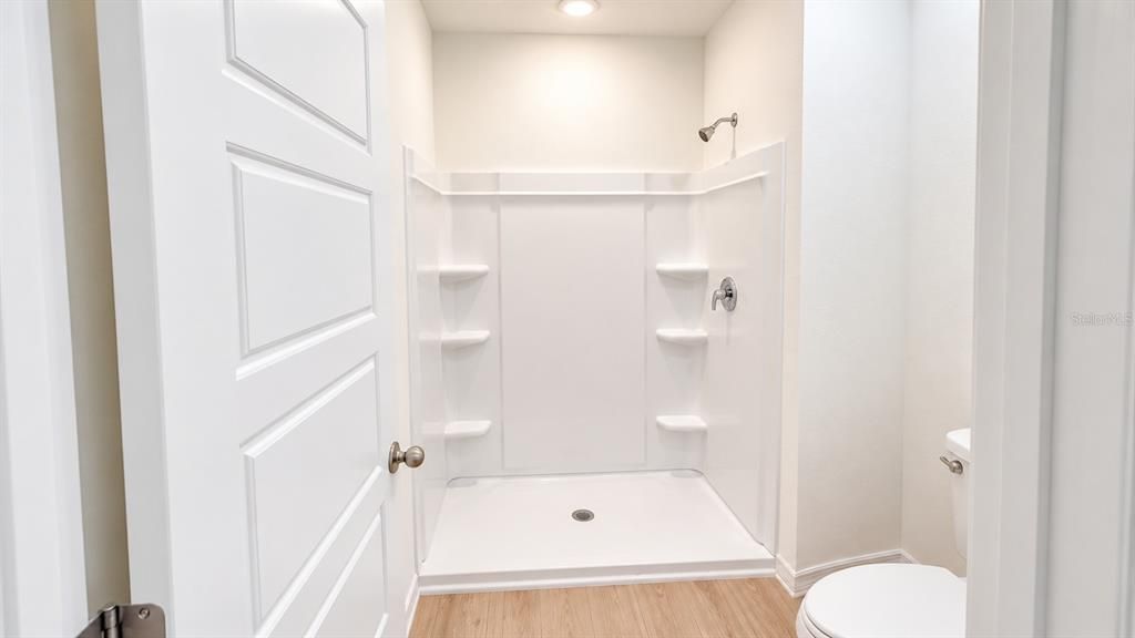 For Rent: $1,900 (3 beds, 2 baths, 1689 Square Feet)