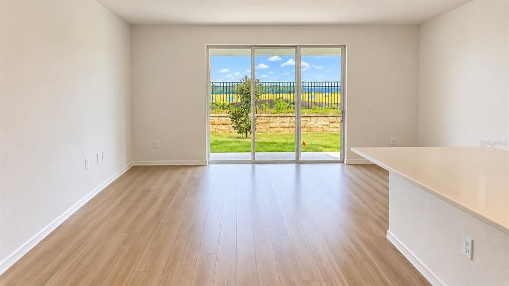 For Rent: $1,900 (3 beds, 2 baths, 1689 Square Feet)