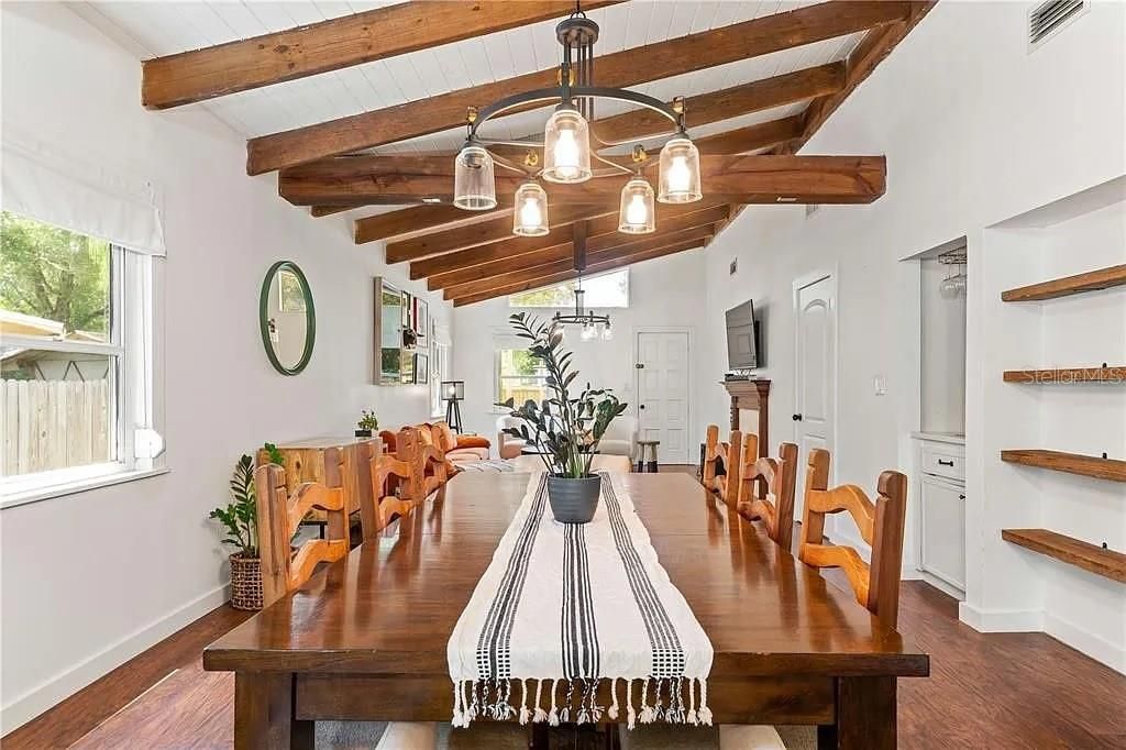 На продажу: $429,000 (2 спален, 2 ванн, 1600 Квадратных фут)