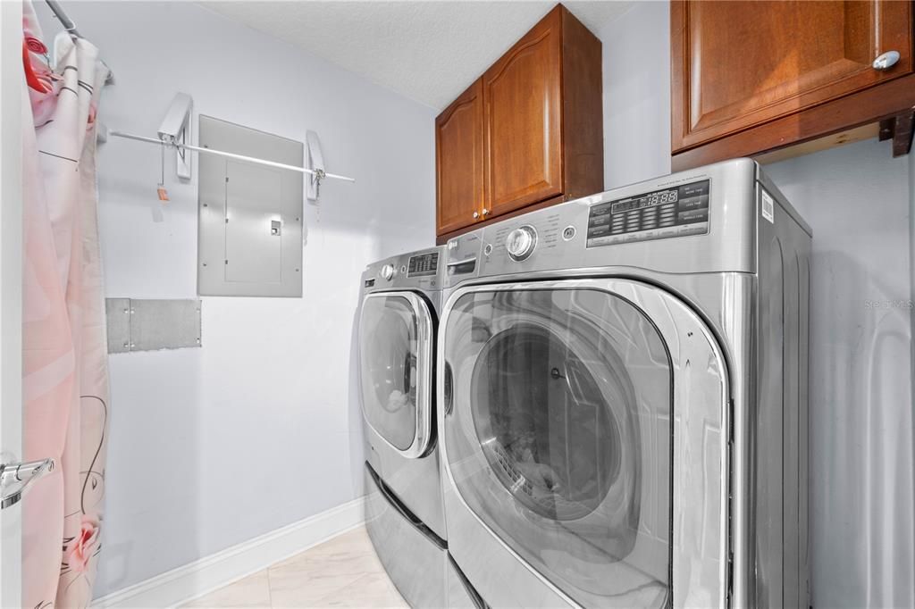 待售: $350,000 (3 贝兹, 2 浴室, 1810 平方英尺)