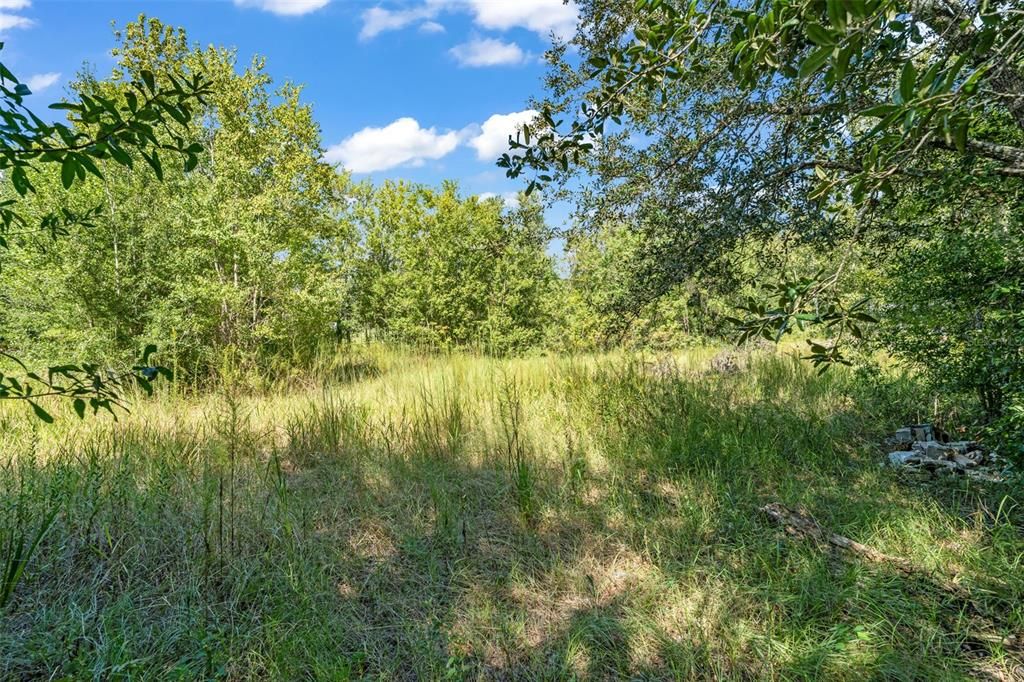 На продажу: $22,000 (0.51 acres)