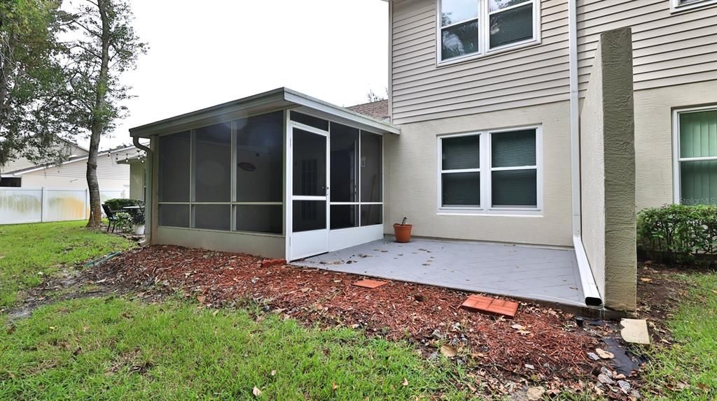 For Sale: $225,000 (2 beds, 2 baths, 1307 Square Feet)