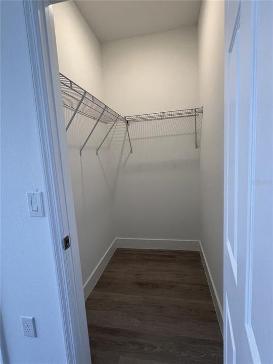 For Rent: $1,500 (3 beds, 2 baths, 1056 Square Feet)