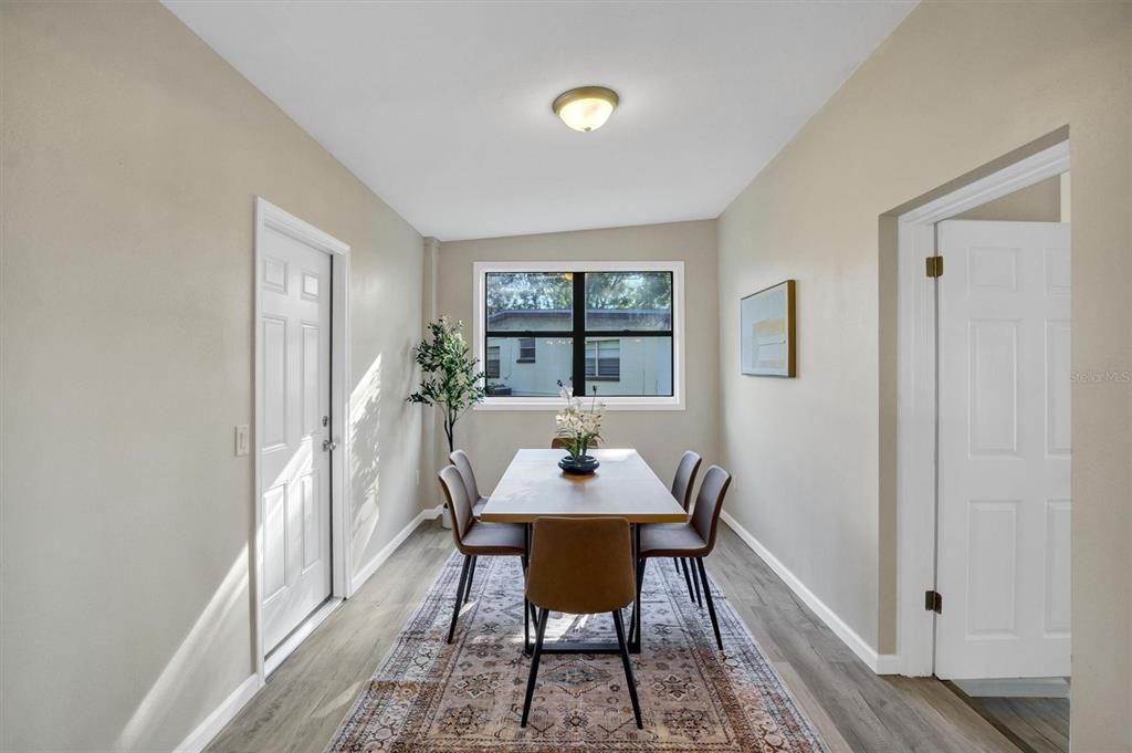 En Venta: $274,900 (3 camas, 1 baños, 1450 Pies cuadrados)