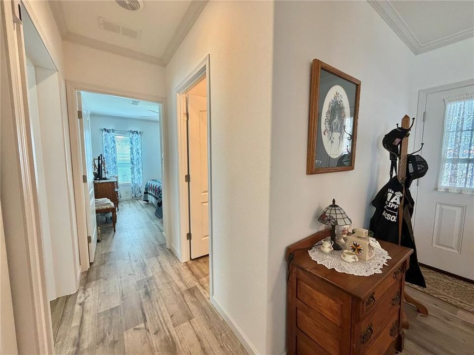 На продажу: $255,000 (2 спален, 2 ванн, 1392 Квадратных фут)