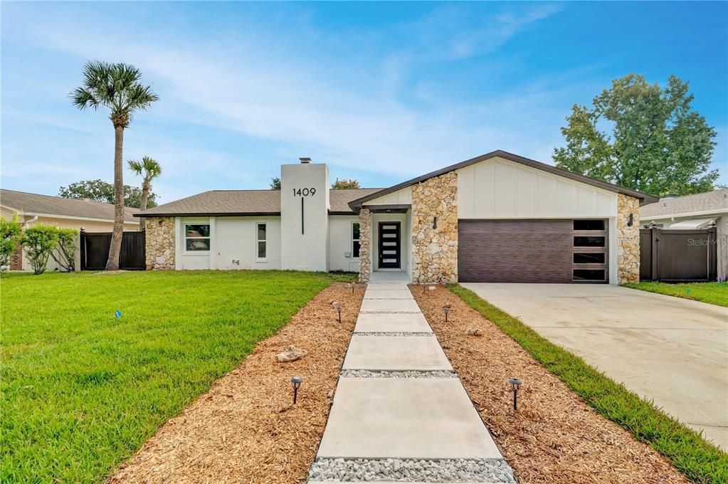 En Venta: $589,900 (4 camas, 2 baños, 2050 Pies cuadrados)