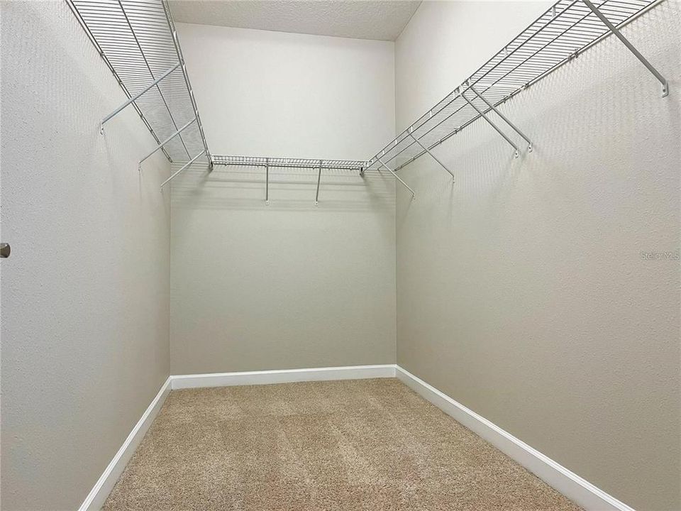 В аренду: $2,600 (4 спален, 3 ванн, 2061 Квадратных фут)