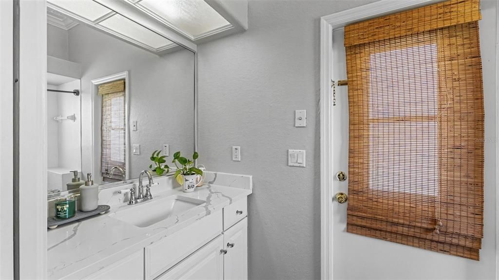 En Venta: $525,000 (4 camas, 3 baños, 2440 Pies cuadrados)