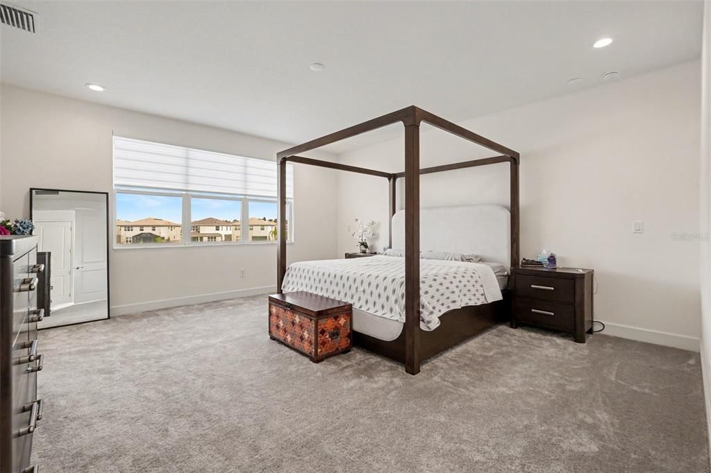For Rent: $3,995 (5 beds, 4 baths, 3248 Square Feet)