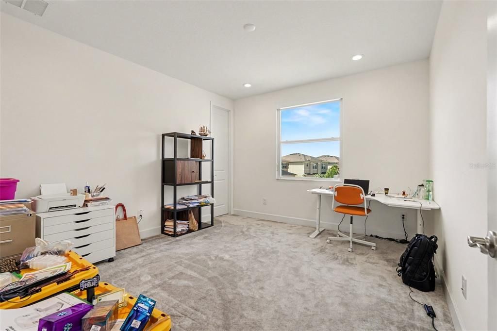 For Rent: $3,995 (5 beds, 4 baths, 3248 Square Feet)