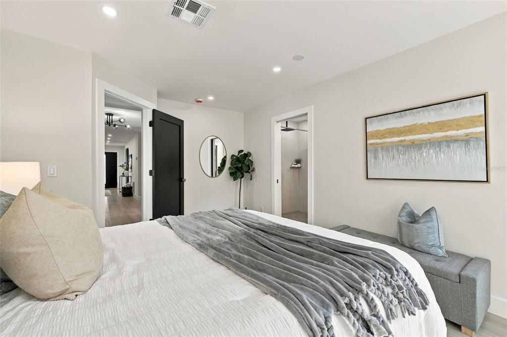 En Venta: $549,900 (4 camas, 3 baños, 1620 Pies cuadrados)