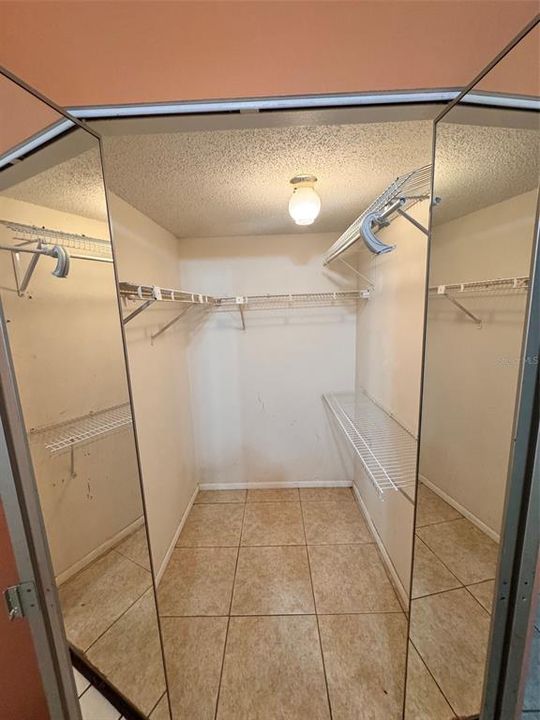 В аренду: $1,650 (2 спален, 2 ванн, 948 Квадратных фут)