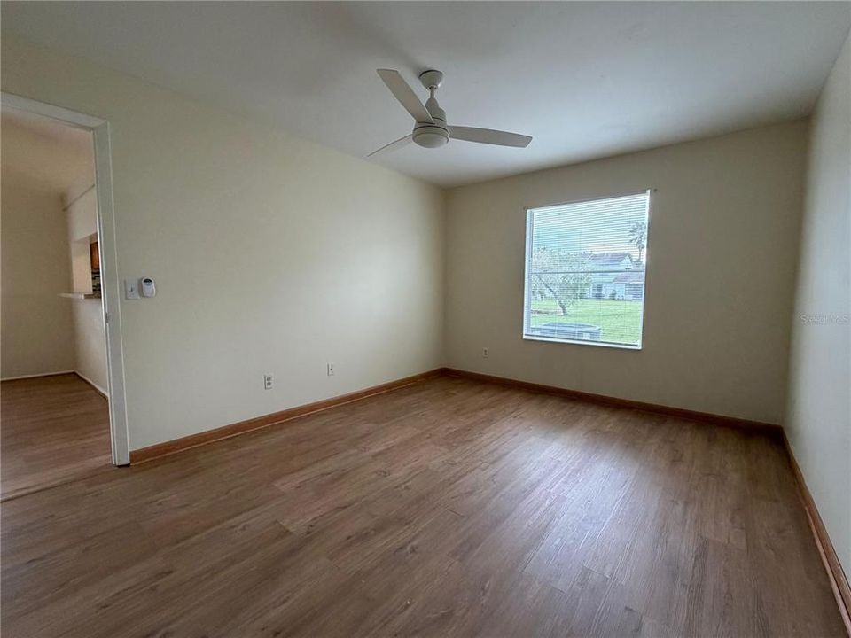 В аренду: $1,800 (3 спален, 2 ванн, 1056 Квадратных фут)