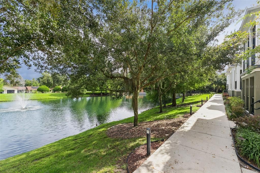 En Venta: $399,000 (3 camas, 3 baños, 1932 Pies cuadrados)