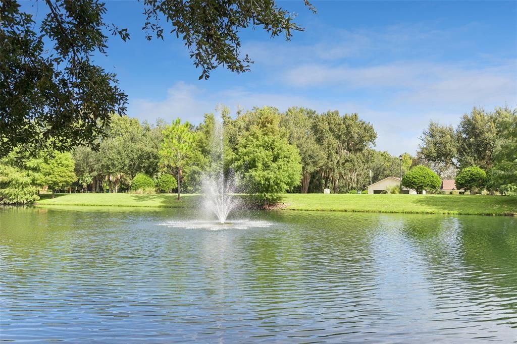En Venta: $399,000 (3 camas, 3 baños, 1932 Pies cuadrados)