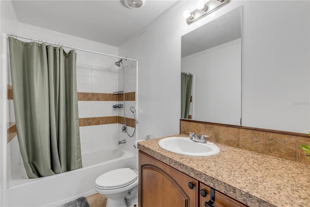 En Venta: $219,000 (3 camas, 2 baños, 1512 Pies cuadrados)