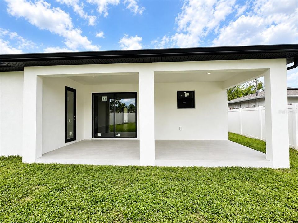 For Sale: $714,900 (3 beds, 3 baths, 2188 Square Feet)