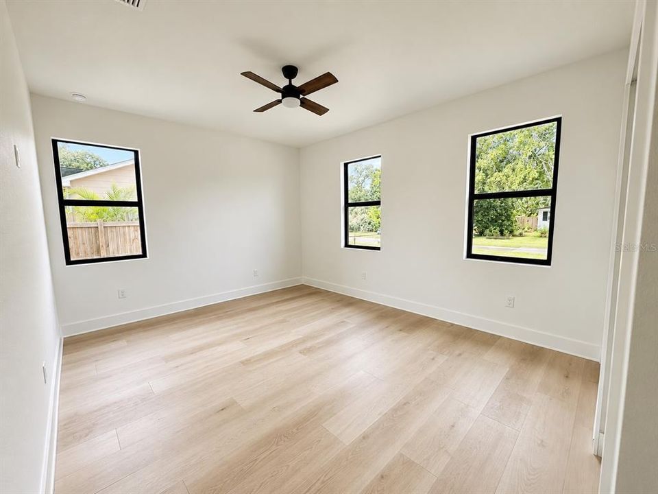 For Sale: $714,900 (3 beds, 3 baths, 2188 Square Feet)