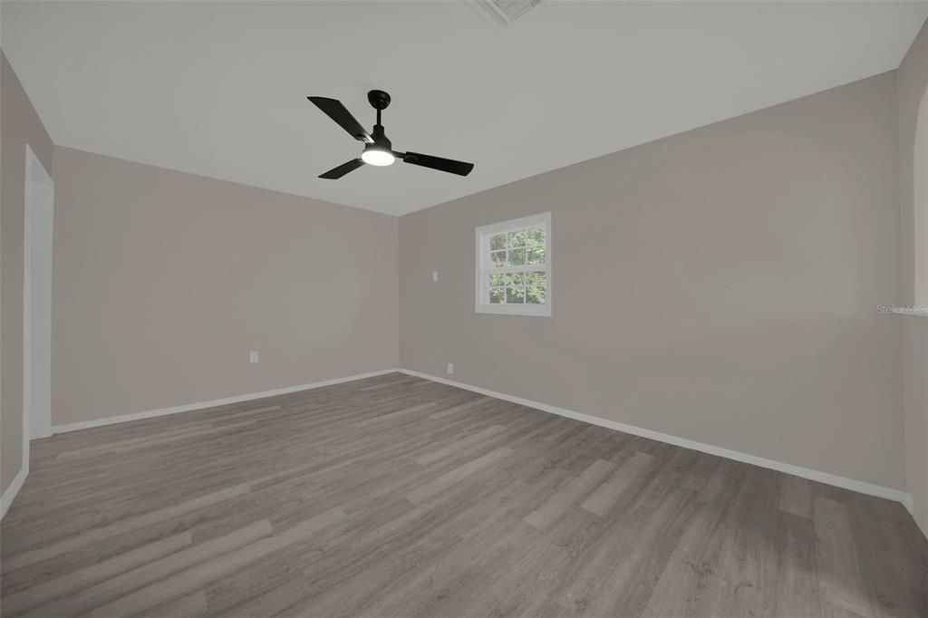 For Sale: $284,999 (3 beds, 2 baths, 1080 Square Feet)