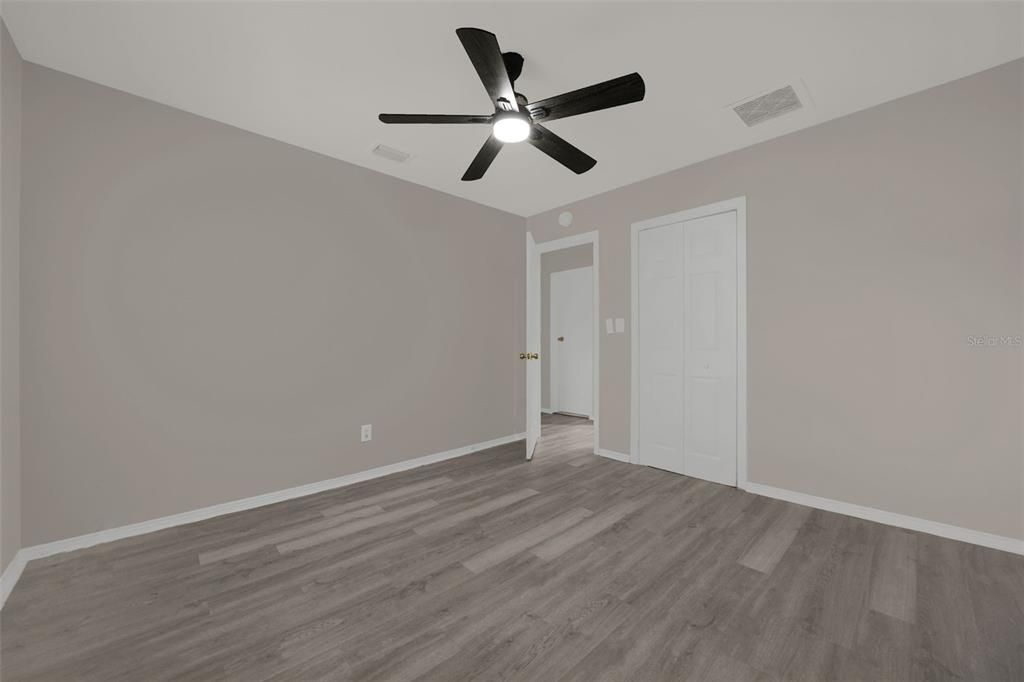 For Sale: $284,999 (3 beds, 2 baths, 1080 Square Feet)