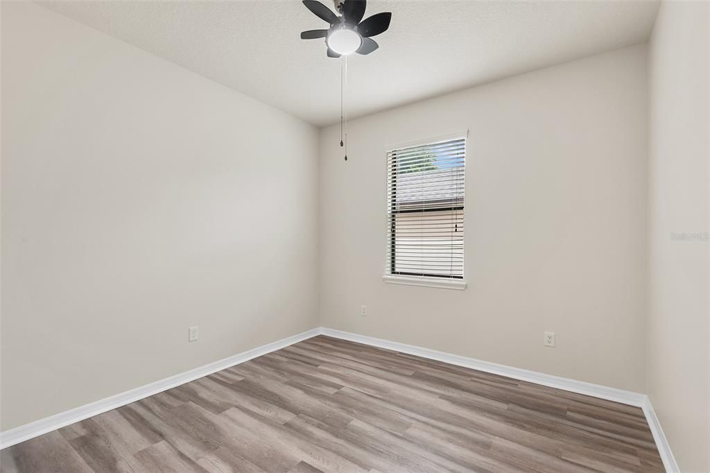 For Sale: $409,900 (4 beds, 2 baths, 2426 Square Feet)