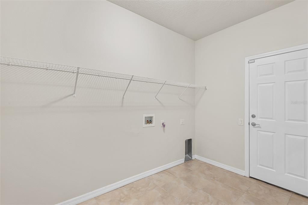 For Sale: $409,900 (4 beds, 2 baths, 2426 Square Feet)