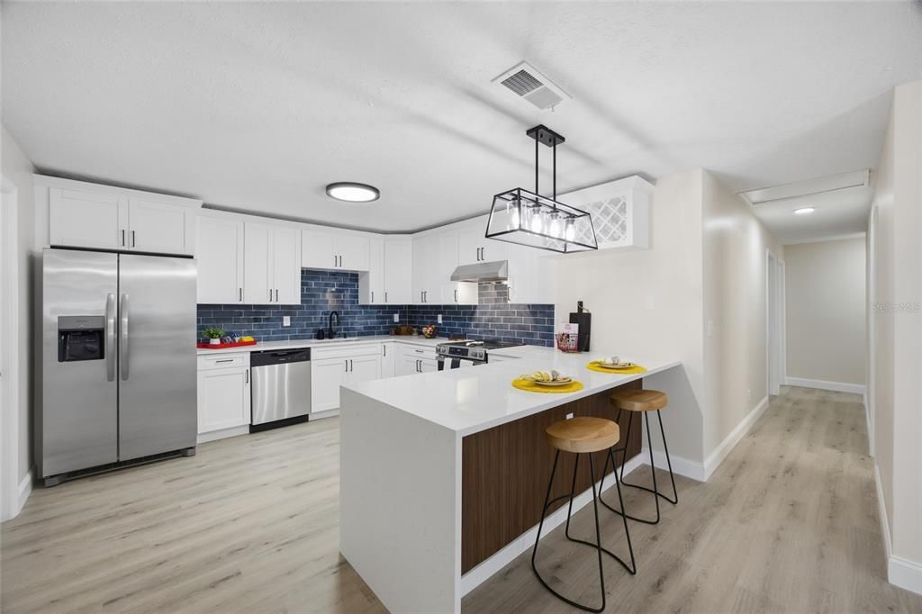 For Rent: $3,200 (3 beds, 2 baths, 1628 Square Feet)
