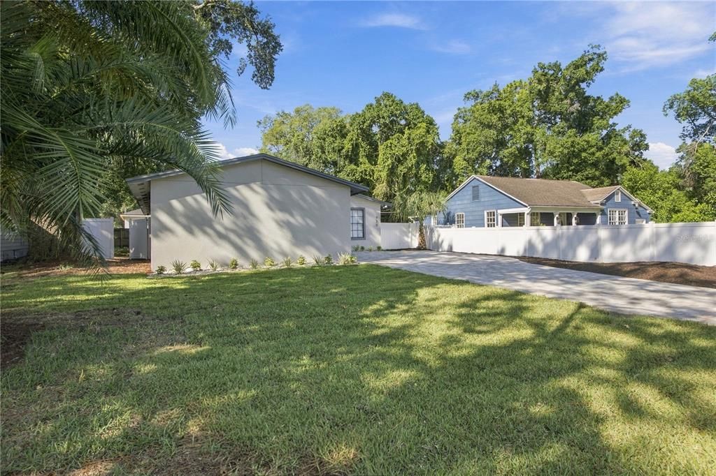 For Rent: $3,200 (3 beds, 2 baths, 1628 Square Feet)