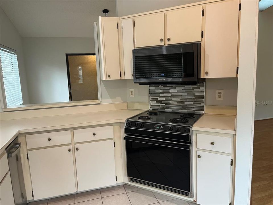 En Venta: $169,888 (2 camas, 2 baños, 1292 Pies cuadrados)