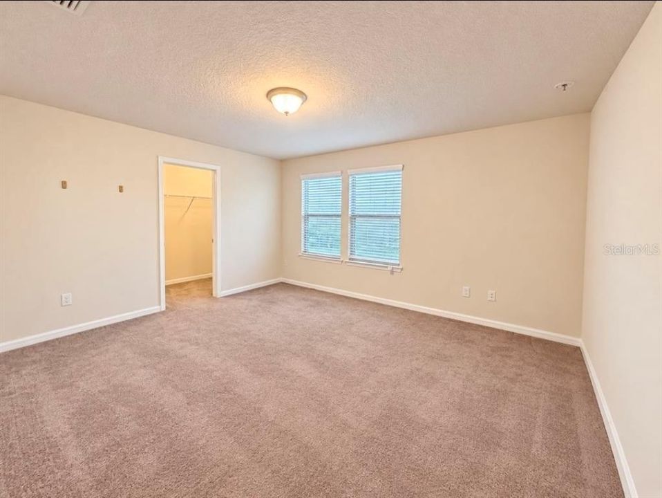 В аренду: $3,700 (4 спален, 2 ванн, 2854 Квадратных фут)