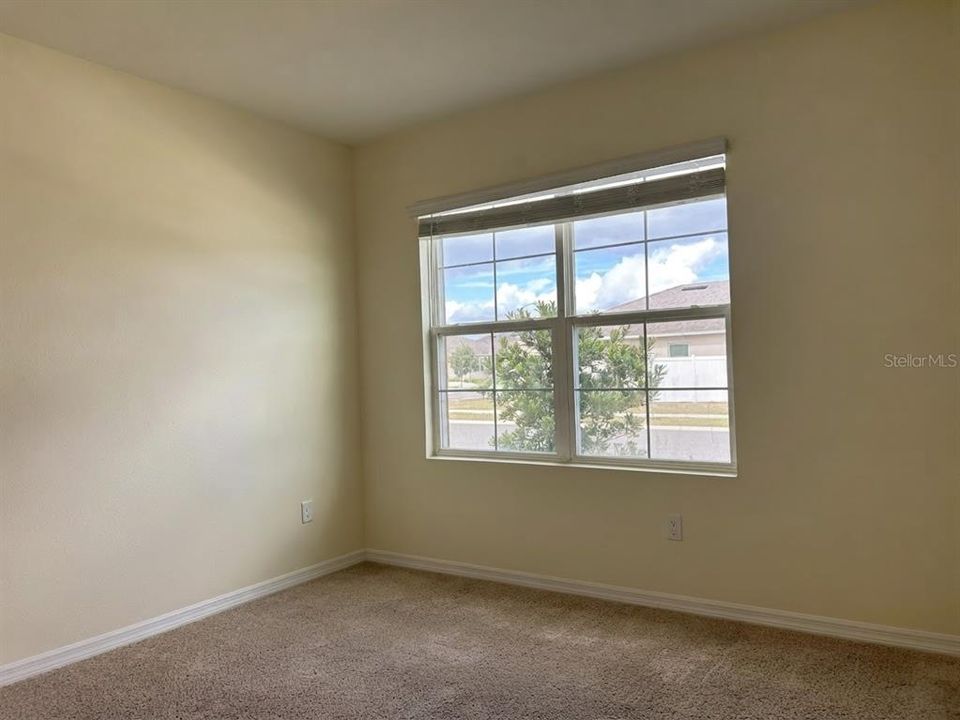 В аренду: $1,900 (3 спален, 2 ванн, 1725 Квадратных фут)