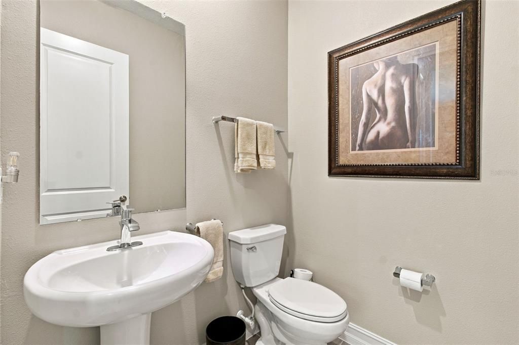 For Sale: $559,000 (3 beds, 2 baths, 2350 Square Feet)