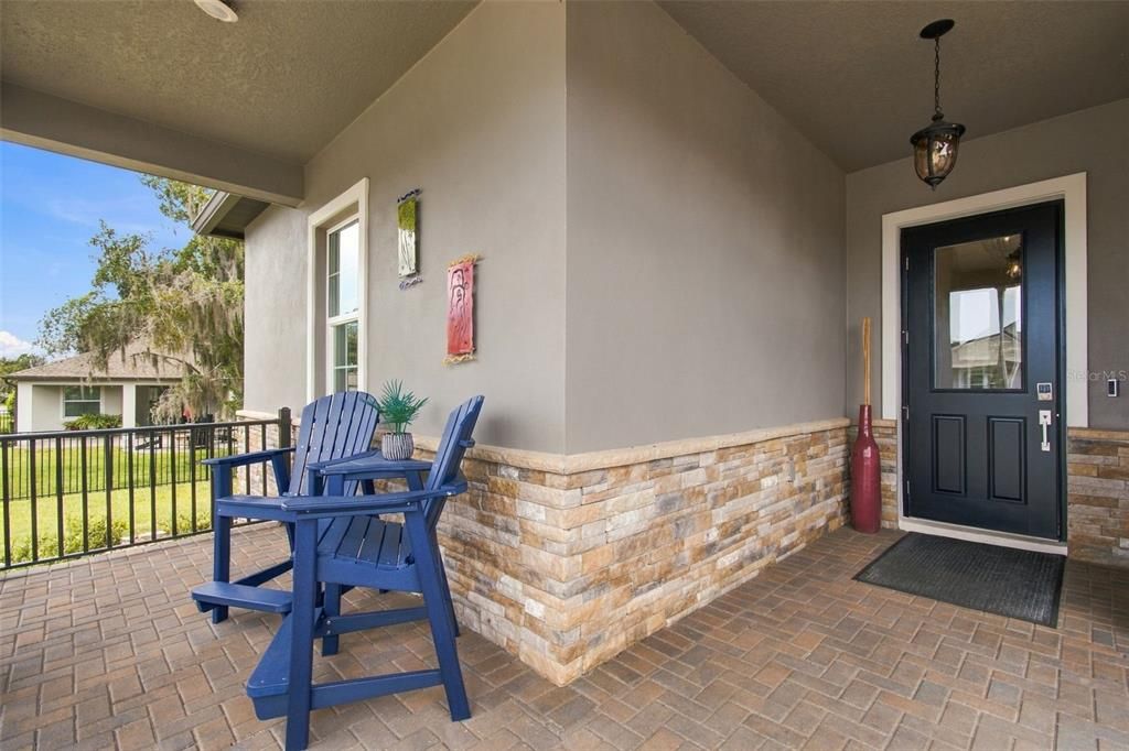 For Sale: $559,000 (3 beds, 2 baths, 2350 Square Feet)