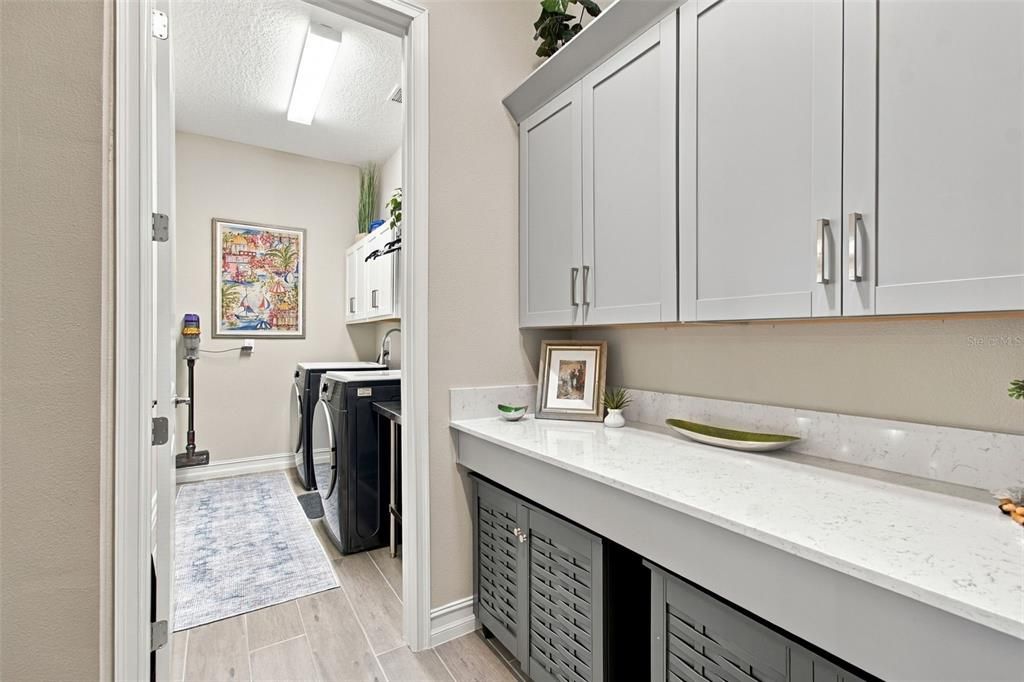 For Sale: $559,000 (3 beds, 2 baths, 2350 Square Feet)