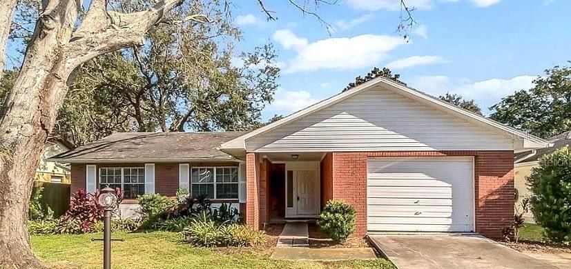 For Sale: $275,000 (2 beds, 2 baths, 1688 Square Feet)