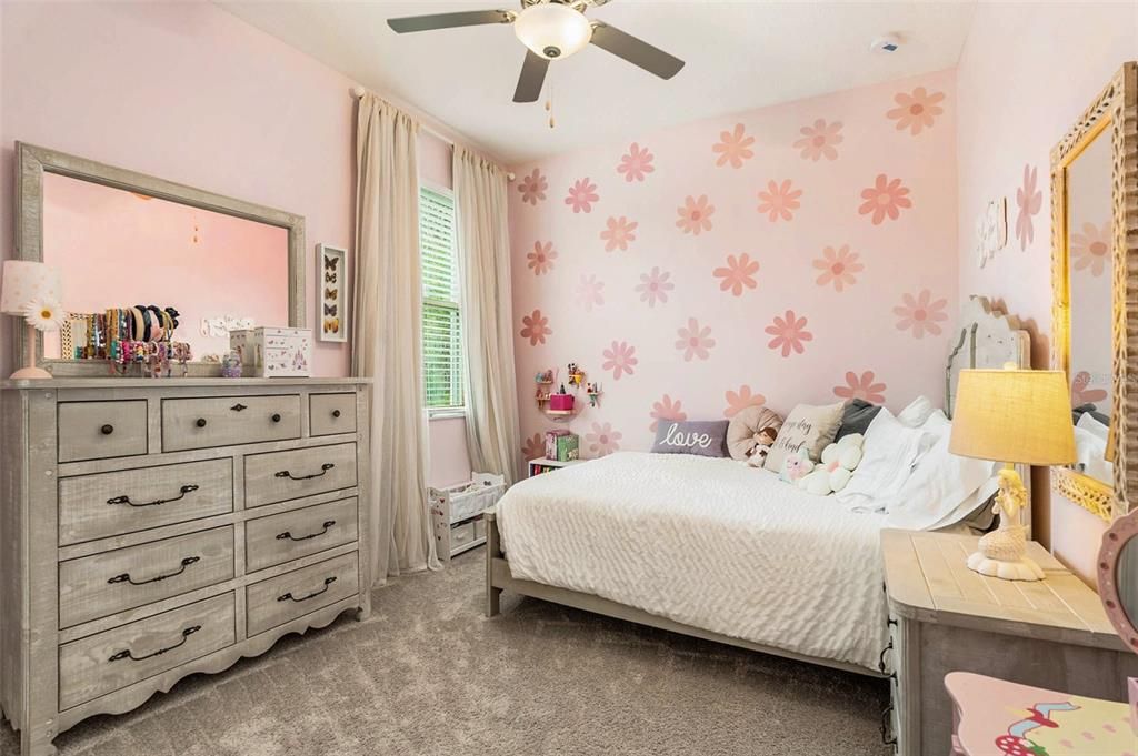 For Sale: $359,000 (3 beds, 2 baths, 1968 Square Feet)