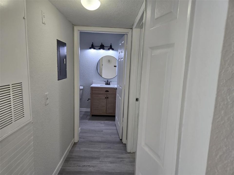 For Rent: $1,800 (2 beds, 2 baths, 1160 Square Feet)
